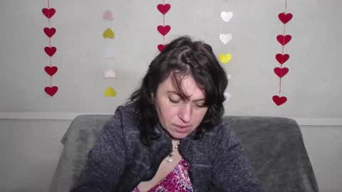 LuciaMi online show from 02.16.25