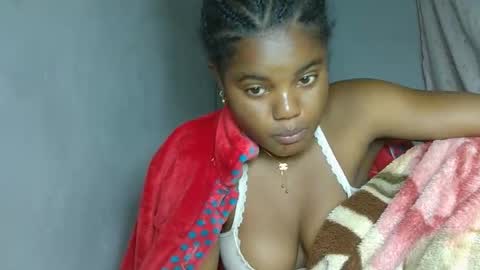 luciana012 online show from 09.22.25