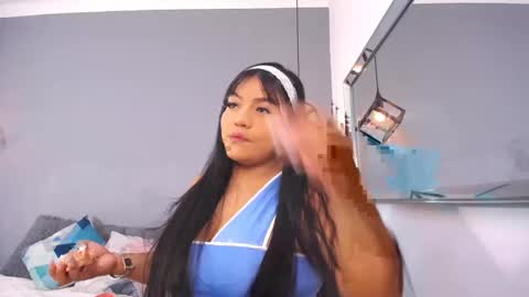 Luciana  online show from 09.30.25