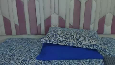 instagram luciana417  online show from 01.17.25