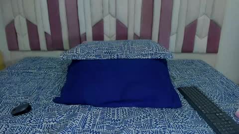 instagram luciana417  online show from 01.22.25