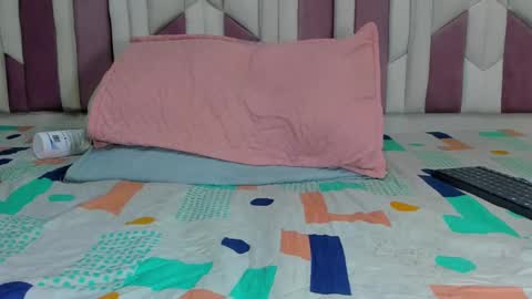 instagram luciana417  online show from 02.18.25