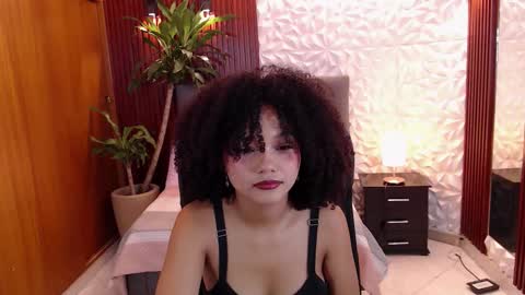 Snapshot of luciana_mj1 chatting on 02.09.26 LUCIANA online show from 02.09.26