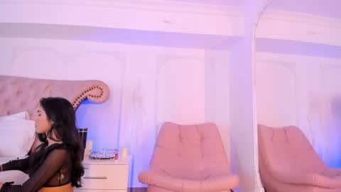 Snapshot of luciana_roa chatting on 05.10.26 Luciana online show from 05.10.26