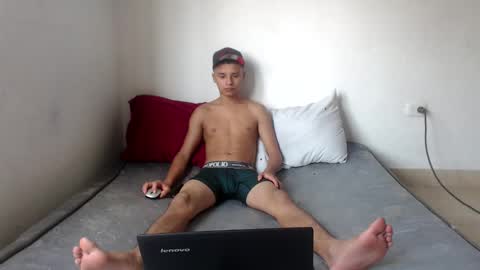 luciana_rober online show from 01.12.25