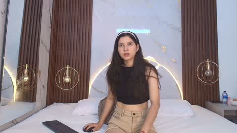 Luci  online show from 01.29.25