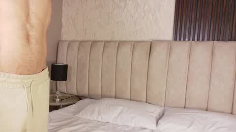 Luciano online show from 10.12.25