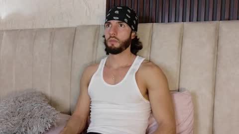 Luciano online show from 10.15.25