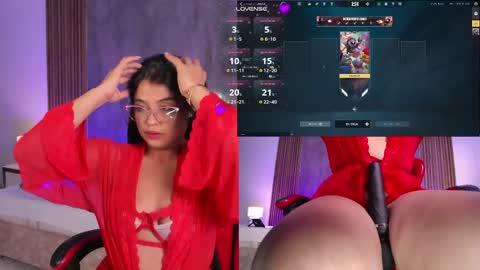 Snapshot of luciareid chatting on 04.28.26 Lucia online show from 04.28.26