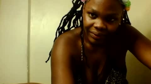 luciaresa online show from 08.05.26