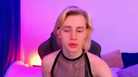 Angelok online show from 04.12.26