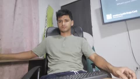Snapshot of lucifferr_ chatting on 07.02.26 leonel online show from 07.02.26
