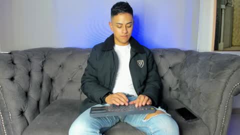 Leo online show from 12.27.24