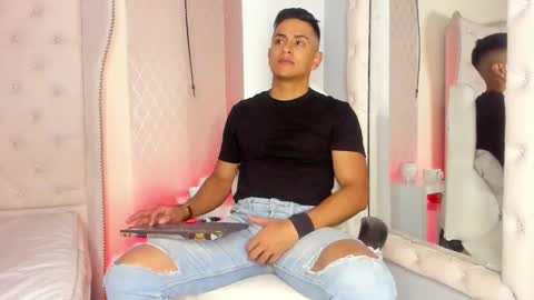 Snapshot of lucii_fer_ chatting on 02.10.26 Leo online show from 02.10.26