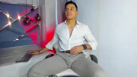 Snapshot of lucii_fer_ chatting on 03.13.26 Leo online show from 03.13.26