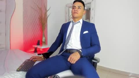 Snapshot of lucii_fer_ chatting on 04.13.26 Leo online show from 04.13.26