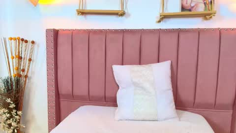 luciia_sweeet online show from 11.21.25