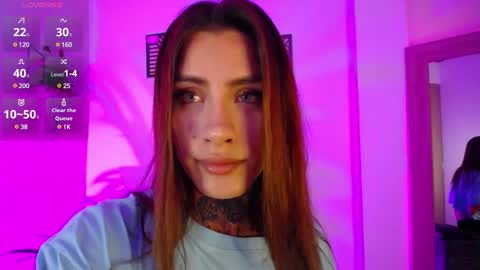 Snapshot of luciiana_lol chatting on 12.19.24 luciiana online show from 12.19.24