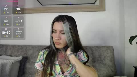 Snapshot of luciiana_lol chatting on 02.11.26 luciiana online show from 02.11.26