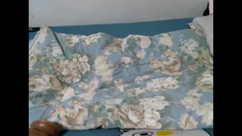 Snapshot of luckieey chatting on 01.30.25 Nimoh online show from 01.30.25
