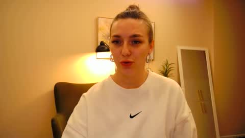 Snapshot of lucky_foryou_baby chatting on 12.29.24 lucky_foryou_baby online show from 12.29.24