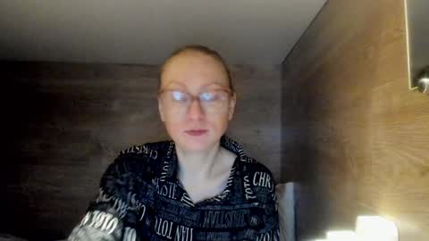 Snapshot of lucky_licky20 chatting on 01.18.25 lucky_licky20 online show from 01.18.25