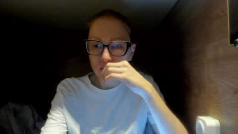 Snapshot of lucky_licky20 chatting on 01.29.25 lucky_licky20 online show from 01.29.25