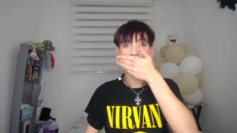 Snapshot of lucky_strickee chatting on 10.20.25 lucky_strickee online show from 10.20.25