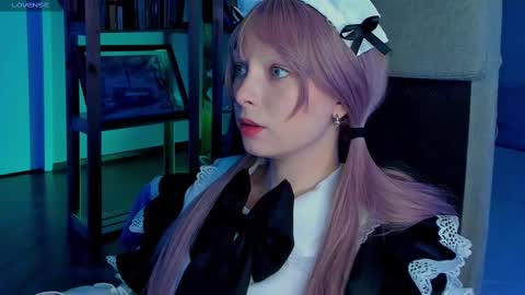 Snapshot of lucky_vivi chatting on 02.26.25 vivi online show from 02.26.25