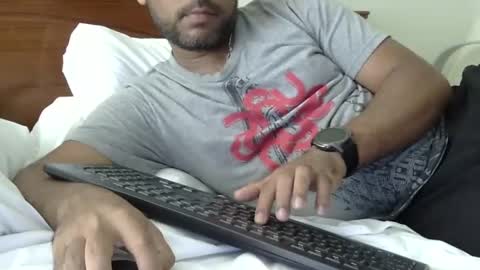 Snapshot of luckyfinalone chatting on 10.26.25 luckyfinalone online show from 10.26.25