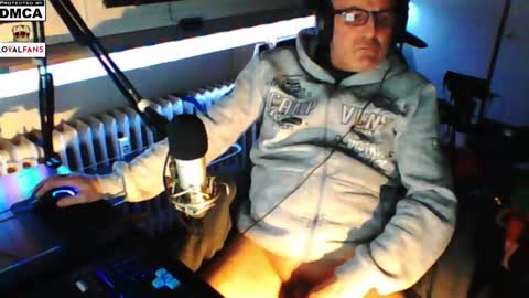        call me  Stefan online show from 12.25.24