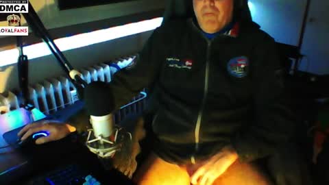        call me  Stefan online show from 01.31.25