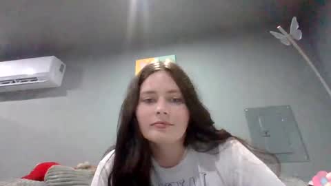 Snapshot of luckygirl96 chatting on 09.21.25 luckygirl96 online show from 09.21.25