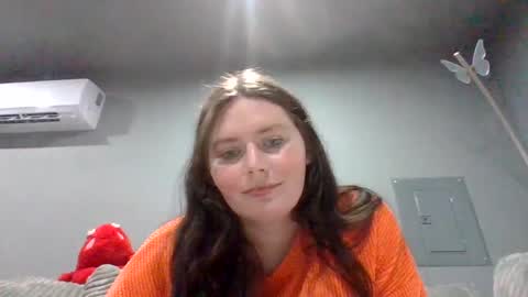 Snapshot of luckygirl96 chatting on 09.25.25 luckygirl96 online show from 09.25.25