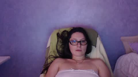 luckylinda23 online show from 06.16.26
