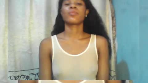 Snapshot of luckymadequeen chatting on 12.24.24 Gloria online show from 12.24.24