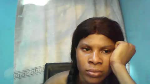 Snapshot of luckymadequeen chatting on 01.17.25 Gloria online show from 01.17.25