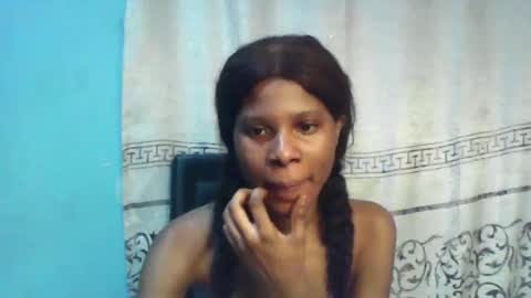 Snapshot of luckymadequeen chatting on 02.20.25 Gloria online show from 02.20.25
