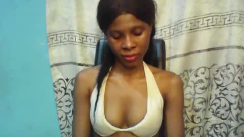 Snapshot of luckymadequeen chatting on 02.25.25 Gloria online show from 02.25.25