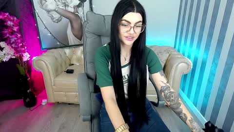 Snapshot of luckyrebel_ chatting on 12.17.24 Monika online show from 12.17.24