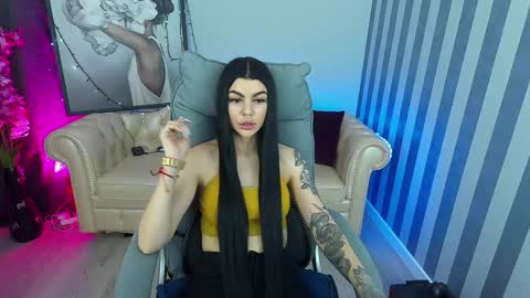Snapshot of luckyrebel_ chatting on 12.19.24 Monika online show from 12.19.24