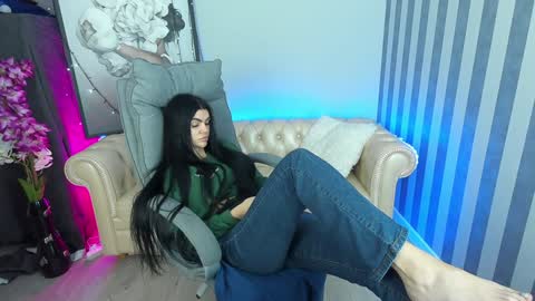 Snapshot of luckyrebel_ chatting on 12.21.24 Monika online show from 12.21.24