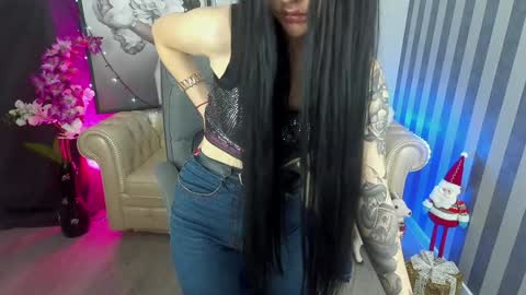 Snapshot of luckyrebel_ chatting on 12.29.24 Monika online show from 12.29.24
