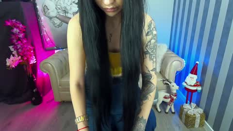 Snapshot of luckyrebel_ chatting on 01.07.25 Monika online show from 01.07.25