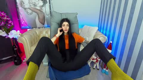 Snapshot of luckyrebel_ chatting on 01.15.25 Monika online show from 01.15.25