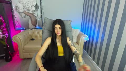 Snapshot of luckyrebel_ chatting on 01.20.25 Monika online show from 01.20.25