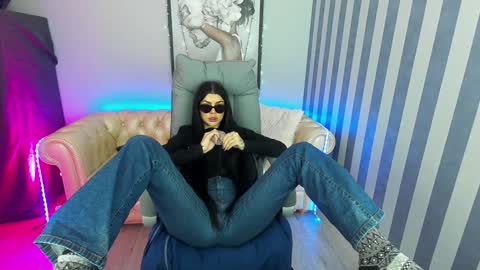 Snapshot of luckyrebel_ chatting on 02.07.25 Monika online show from 02.07.25