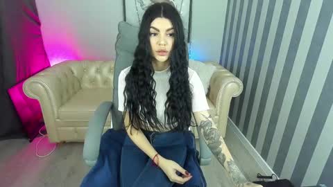 Snapshot of luckyrebel_ chatting on 03.03.25 Monika online show from 03.03.25