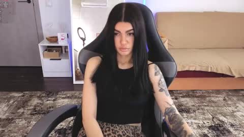 Monika online show from 03.31.26