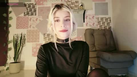 Snapshot of luckysapphire777 chatting on 04.28.26 luckysapphire777 online show from 04.28.26